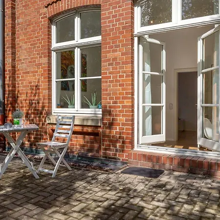 In Zentraler Lage Mit Parkplatz - Nah An Gop, Kliniken, Bali-therme Appartamento