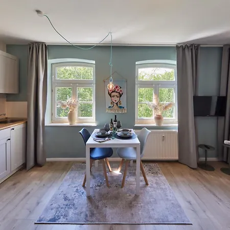 In Zentraler Lage Mit Parkplatz - Nah An Gop, Kliniken, Bali-therme Bad Oeynhausen