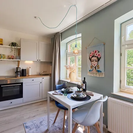 Appartamento In Zentraler Lage Mit Parkplatz - Nah An Gop, Kliniken, Bali-therme