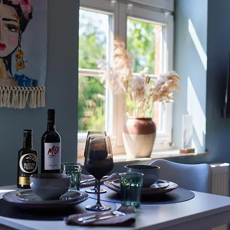 In Zentraler Lage Mit Parkplatz - Nah An Gop, Kliniken, Bali-therme Bad Oeynhausen