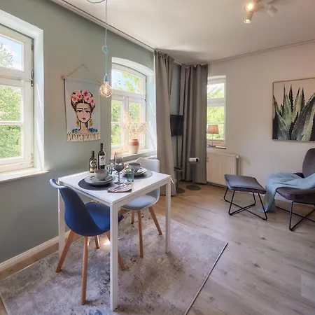 In Zentraler Lage Mit Parkplatz - Nah An Gop, Kliniken, Bali-therme Appartamento *